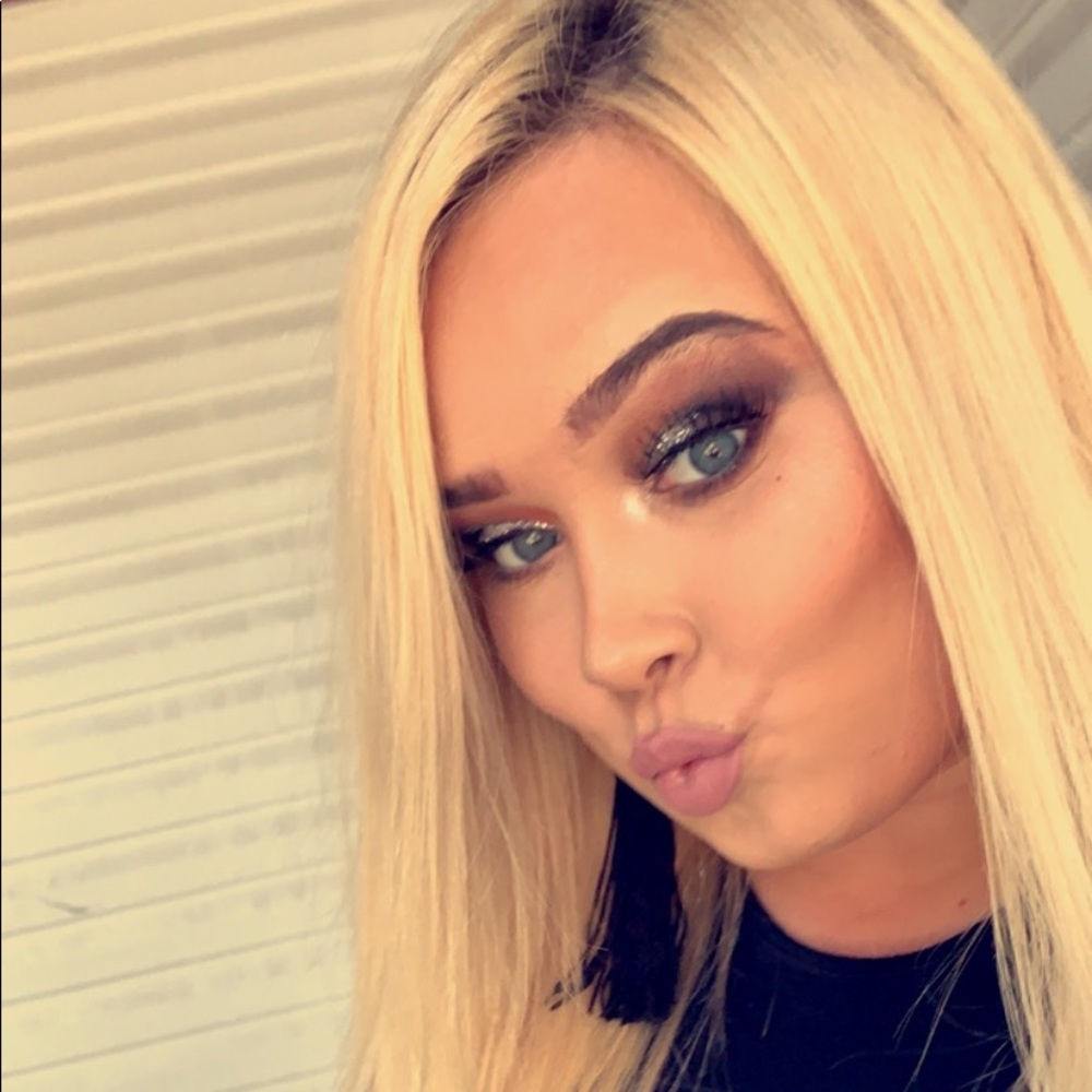 Meet your Posher, Breanna